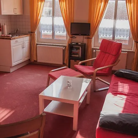 Atelier Apartment *
